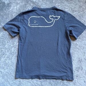 Boys M 10/12 Vineyard Vines Vintage Whale Pocket Graphic T-Shirt Blue and White